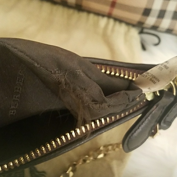 ❤️Burberry Clara Haymarket Clutch Wristlet❤️ - Picture 5 of 7